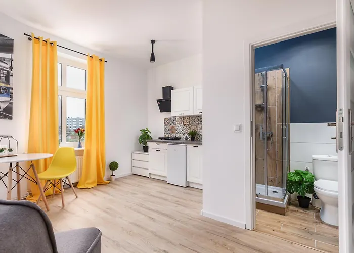 Apartly - 2, Czarnieckiego 11 Dworzec *